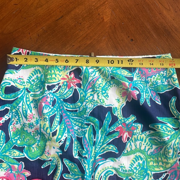 Lilly Pulitzer lined mini skirt size 8 - Picture 7 of 8